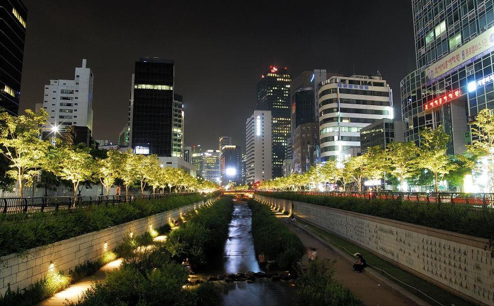 24 Guesthouse Jongno Tower Seoul Exterior photo