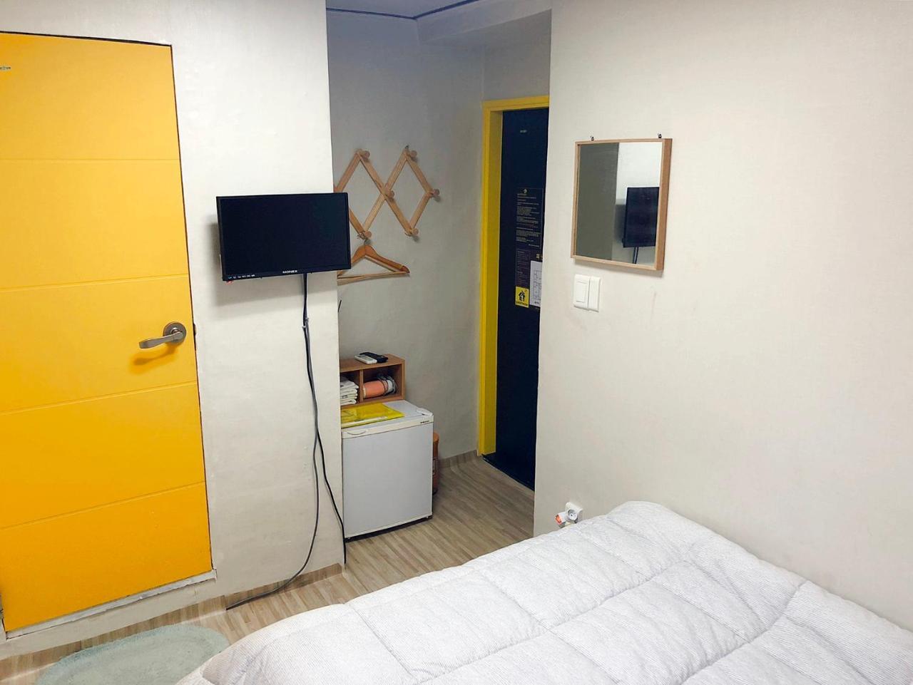 24 Guesthouse Jongno Tower Seoul Exterior photo