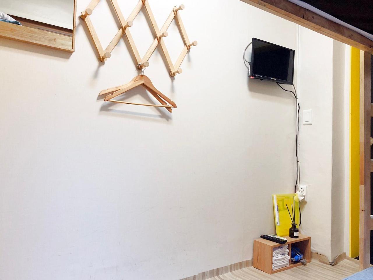 24 Guesthouse Jongno Tower Seoul Exterior photo